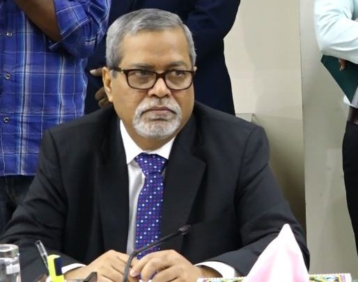 নির্বাচনের তারিখ পেছানো ও নির্বাচন কমিশনের মন্তব্য