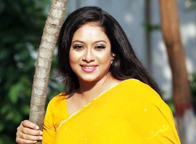 পরনারীতে আসক্তের অভিযোগে স্বামীকে ডিভোর্স নোটিশ 1 download1 25