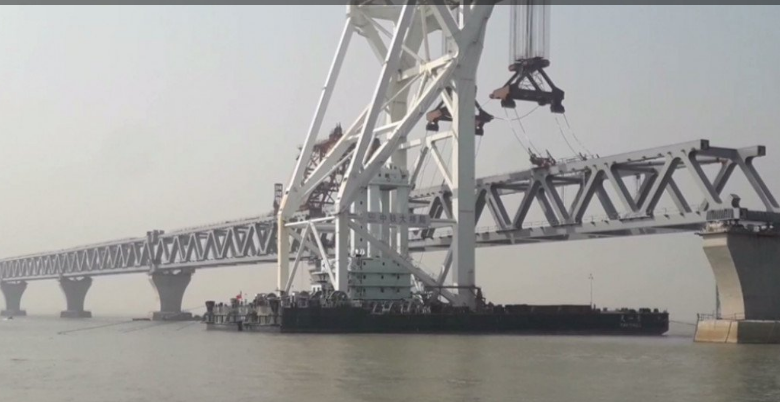 ক্রেন