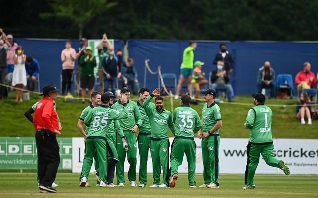 ireland 130721 01