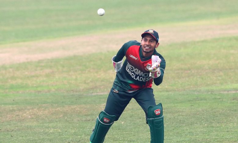 অস্ট্রেলিয়ার বিপক্ষে টি-টোয়েন্টি সিরিজ খেলা হচ্ছে না মুশফিকের 1 prothomalo bangla 2021 07 b1d4fe49 910e 4140 9ec2 f23fec14f768 Mushfiq Reacts During 1st ODI at SBNCS 1