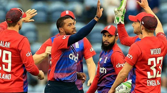 অপ্রতিরোধ্য ইংল্যান্ডের আবারো সিরিজ জয়