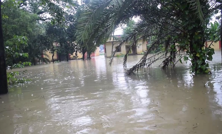 দেশে একাধিক নদীর পানি বিপদসীমার উপরে, প্লাবিত নিম্নাঞ্চল 1 বন্যা 1