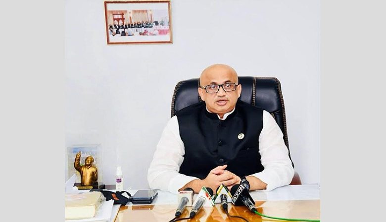 তথ্য প্রতিমন্ত্রী
