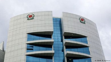 নির্বাচন