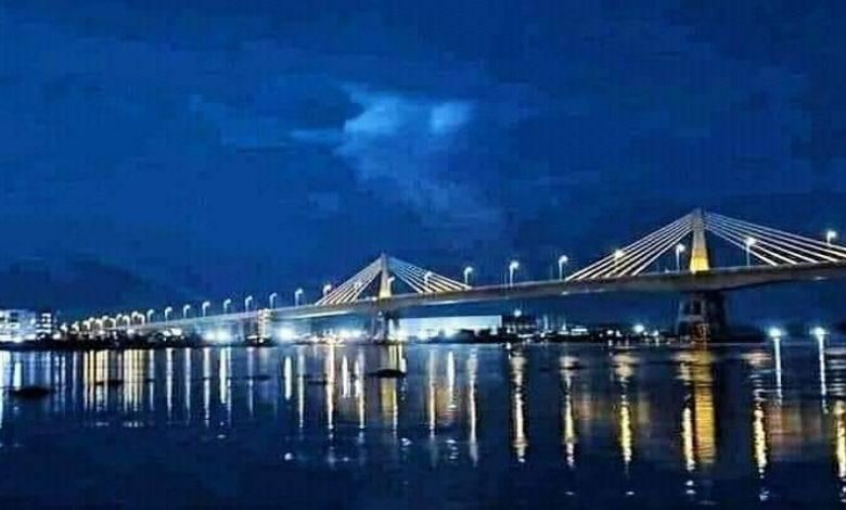 দৃষ্টিনন্দন পায়রা সেতু বর্ণিল আলো ছড়াচ্ছে 1 সেতু