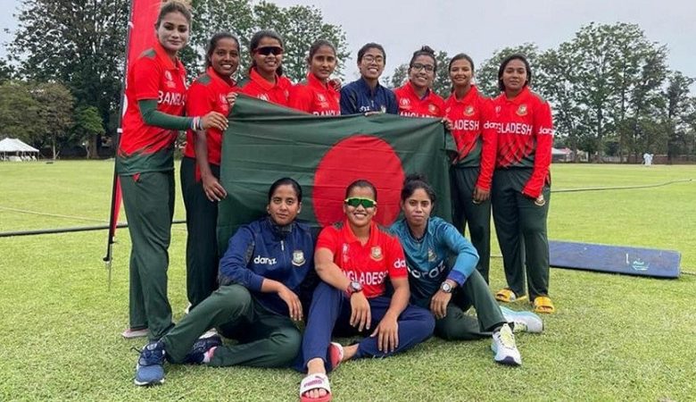 নারী ক্রিকেট