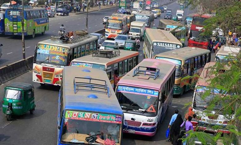 বেসরকারি বাসেও শিক্ষার্থীদের হাফ ভাড়া নেয়ার সিদ্ধান্ত 1 বাস 3