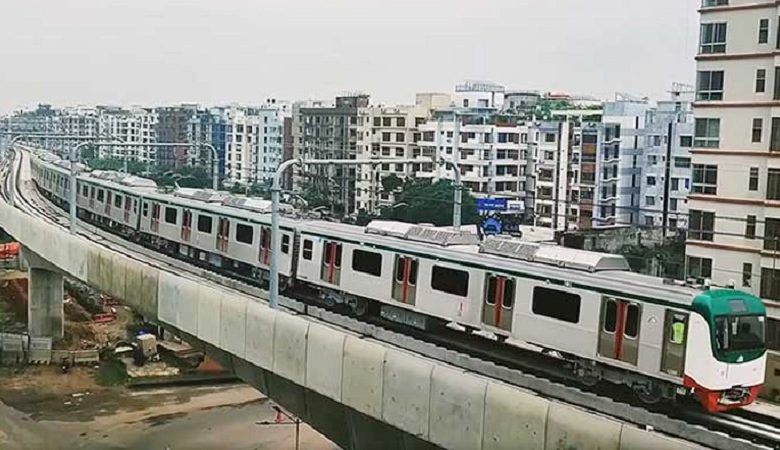 রোববার প্রথম বারের মতো উত্তরা থেকে আগারগাঁও পর্যন্ত চলবে মেট্টোরেল 1 রেল