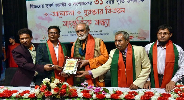হাকিম