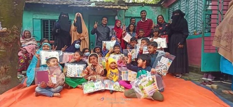 চুয়াডাঙ্গা ভলান্টিয়ার্স উদ্যোগে শিশুদের মাঝে শিক্ষা উপকরণ বিতরণ 1 270143414 294860439350100 1125660917894484258 n