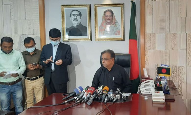 অমর একুশে বইমেলার সময়সীমা ১৭ মার্চ পর্যন্ত বাড়ানো হয়েছে: সংস্কৃতি প্রতিমন্ত্রী 1 খালিদ 1