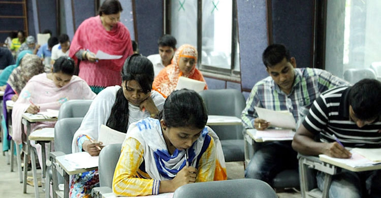 শিক্ষক নিয়োগে তৃতীয় ধাপের পরীক্ষা শুরু 1 teacher recruitment 1 20220603110538 .32.3...