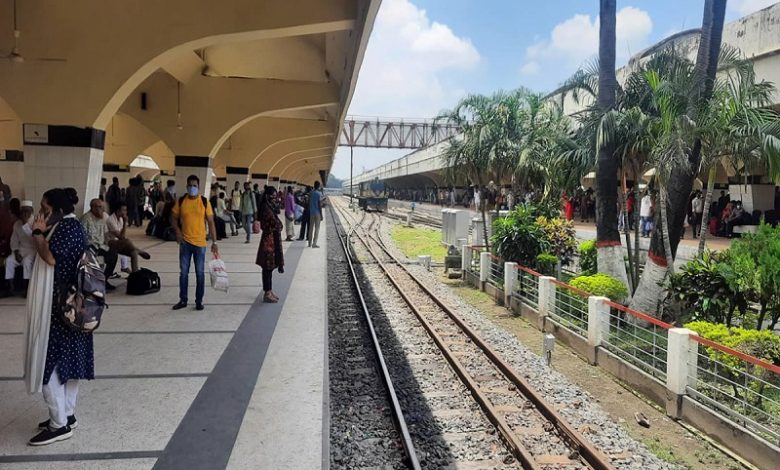 স্টেশন