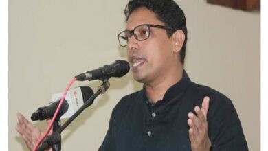 পলক
