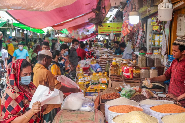prothomalo bangla 2021 06 7d860151 0c8e 4a51 b19e 2371269279ae karwan bazar 1