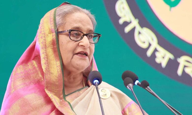 বিশ্বের সঙ্গে তাল মিলিয়ে চলতে শিক্ষার গুণগত মান উন্নয়নে প্রধানমন্ত্রীর আহবান 1 hasina pm