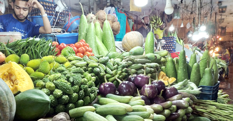 নিয়ন্ত্রণ করা যাচ্ছেনা নিত্যপণ্যের বাজার 1 veg 20230728111404