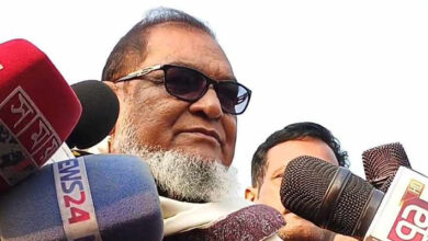 আ ক ম