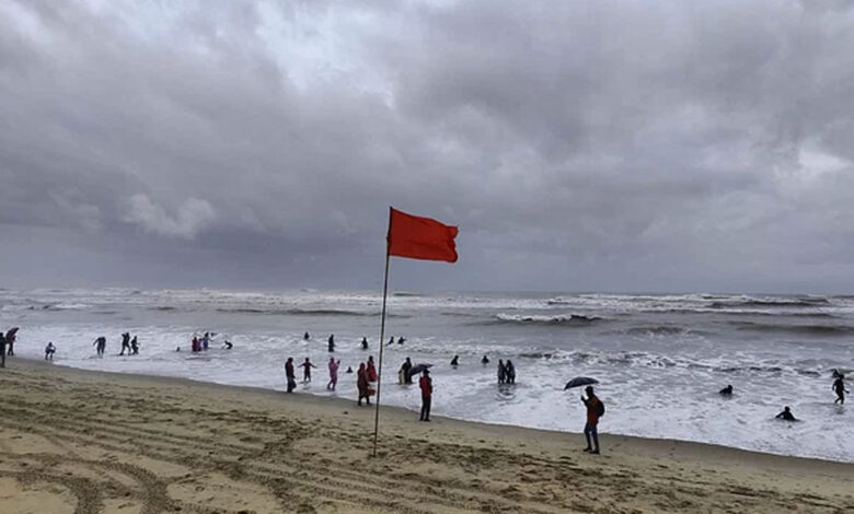 সমুদ্র বন্দরে ৩ নম্বর স্থানীয় সতর্ক সংকেত 1 সমুদ্রে ৩ নং বিপদ সংকেত