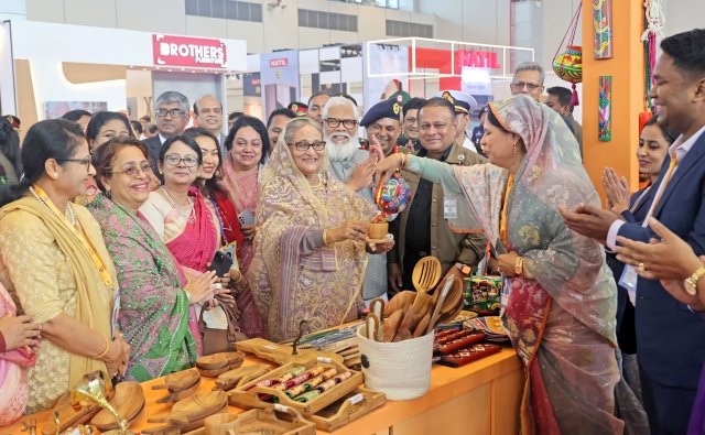 হস্তশিল্পকে ‘বর্ষপণ্য’ ঘোষণা 1 21 01 24 PM DITF Opening 14 bb046612f61a1881cce7006db7b2e8c5