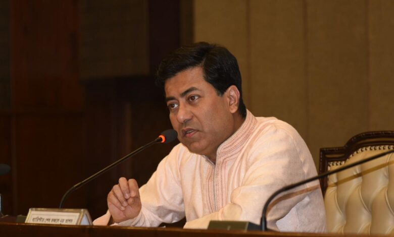 জলাবদ্ধতা নিরসন কার্যক্রম তদারকিতে কাউন্সিলরদেরকে মাঠে থাকতে নির্দেশ: মেয়র তাপস 1 WhatsApp Image 2024 03 19 at 16.49.15