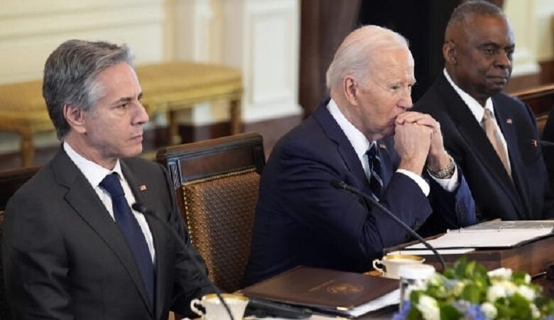 Biden blinken