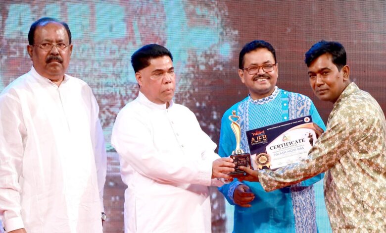এজেএফবি স্টার অ্যাওয়ার্ডে শ্রেষ্ট পরিচালক পলাশ মণি দাস 1 WhatsApp Image 2024 05 27 at 14.51.28 1