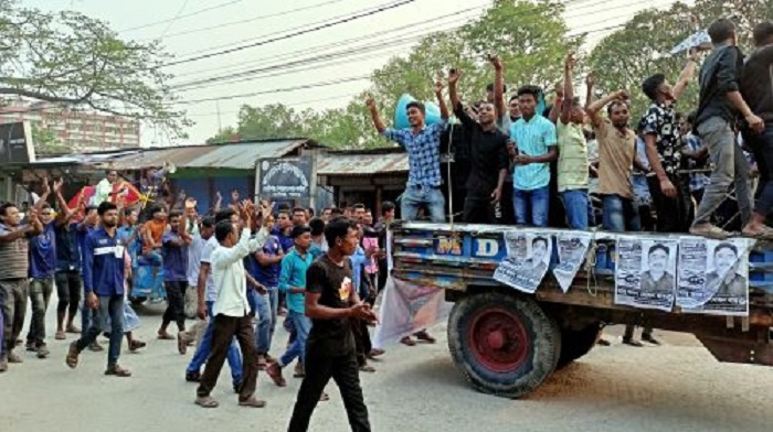 ৪র্থ ধাপের উপজেলা নির্বাচনের শেষ মুহুর্তের প্রচারণা 1 InShot 20240519 172441110 500x280 1