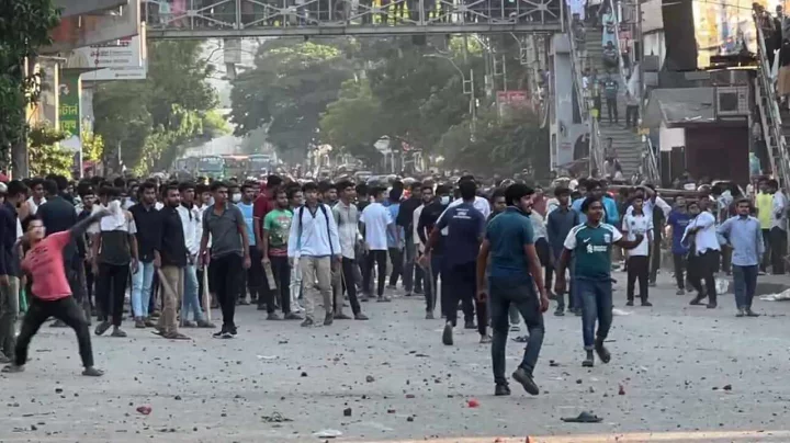 সায়েন্সল্যাব মোড় রণক্ষেত্র, সিটি কলেজে ভাঙচুর 1 science lab
