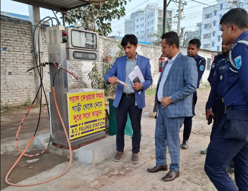 দুই সিএনজি স্টেশনে অভিযান: জরিমানা আদায় ও মালামাল জব্দ 1 জপবটবটিব