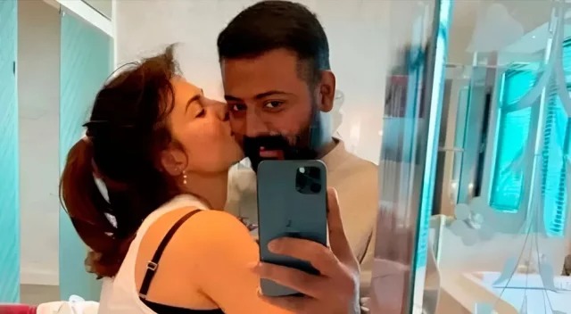 ‘এক্স’-এ ১ বিলিয়ন ডলার বিনিয়োগ করতে চান জ্যাকলিনের কথিত প্রেমিক সুকেশ! 1 Jacklin sukhesh