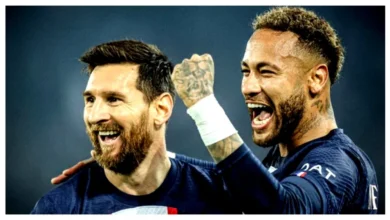 Neymar on Lionel Messi