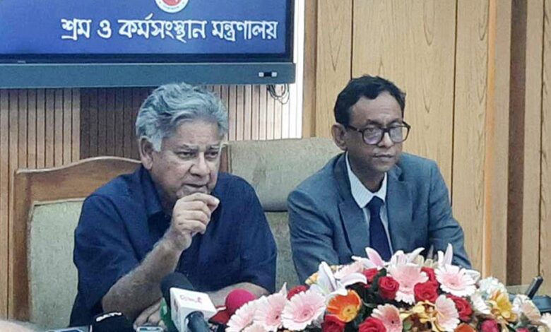 ন্যান্য বেতন বোনাস না দেওয়ায় ১২ কারখানা মালিকের বিদেশযাত্রায় নিষেধাজ্ঞা 1 Garment ad