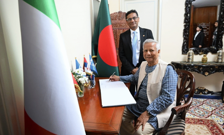 রোমে ‘বাংলাদেশ হাউস’ পরিদর্শন করলেন প্রধান উপদেষ্টা 1 Yunus Rome