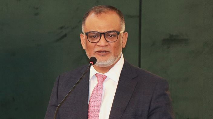 শাহজালালের কার্গো ভিলেজে আগুন: নির্বাপণ কাজে বিলম্বের অভিযোগ আমলে নেয়া হবে: বিমান উপদেষ্টা 1 55 1