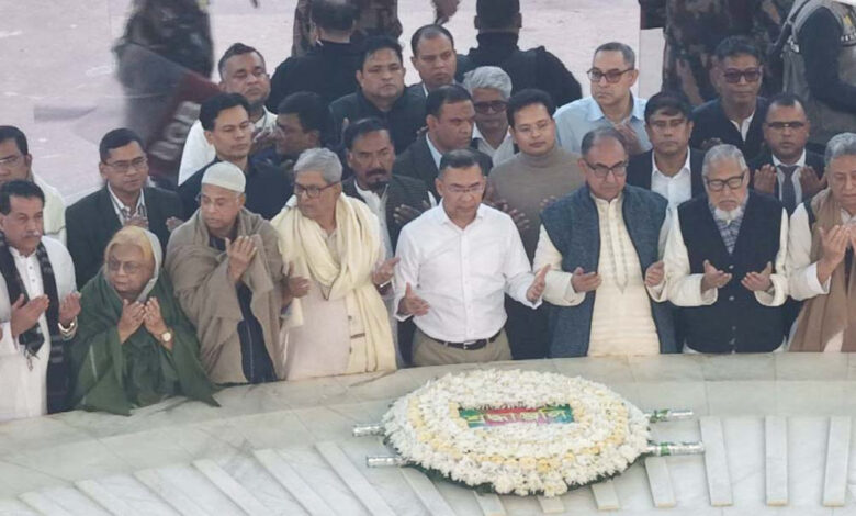 তারেক কবর জিয়ারত