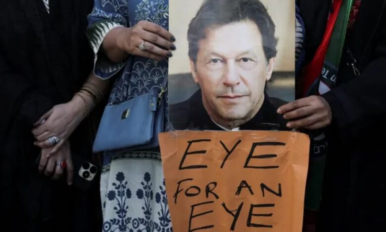Imran Khan 699421e3e970b
