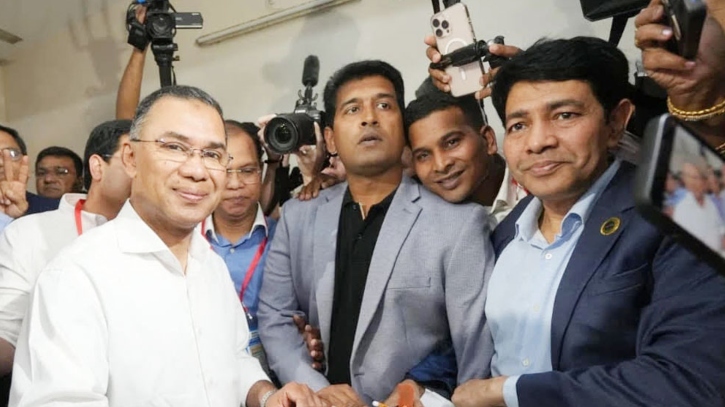 ‘যে ভালোবাসা দেখিয়েছেন, তার জন্য কৃতজ্ঞ’ 1 Tarek Rahaman 1222026 2602121313