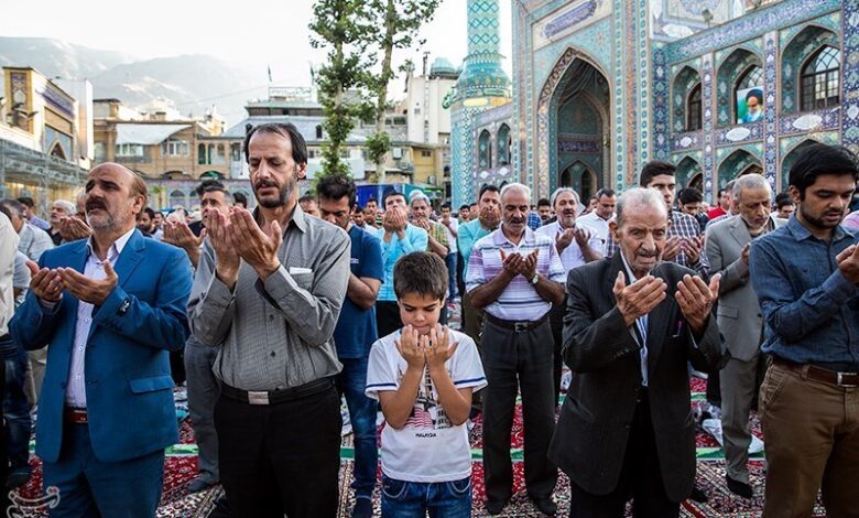 ইরানে ঈদ শনিবার 1 Iran Celebrates