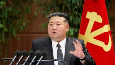 kim a4VUqRU