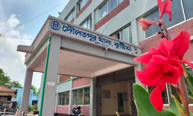 দুর্বৃত্তদের ছোড়া গুলিতে স্বেচ্ছাসেবক দলের নেতাসহ গুলিবিদ্ধ ১০ 1 1270b235 9b5a 43fb a78d 4bd8f22b6cf3