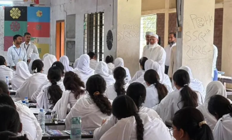 এসএসসির পরীক্ষা কেন্দ্র পরিদর্শনে জামায়াত আমির 1 3f243d5bafd485fa46a7ab1c2356a67e 69e9e4c2b3db6