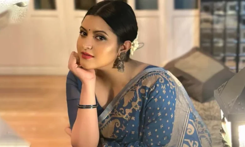 কতগুলো কুকুর দাঁড়িয়ে দাঁড়িয়ে এটা দেখল: পরীমণি 1 f8a25db63fad35c0575b92d450ab11eb 66129ef0878fd