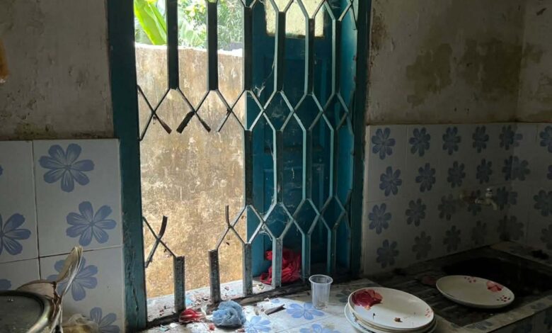 কুষ্টিয়ায় চ্যানেল২৪ অফিসের গ্রিল কেটে চুরি 1 1fa25b89 6300 4fd2 877f 12dbaf592d92