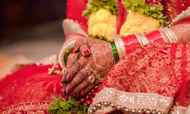 indian woman want to marry seeks help from police 69fdc2bc7659b