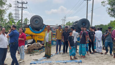 truck XKkq7dH