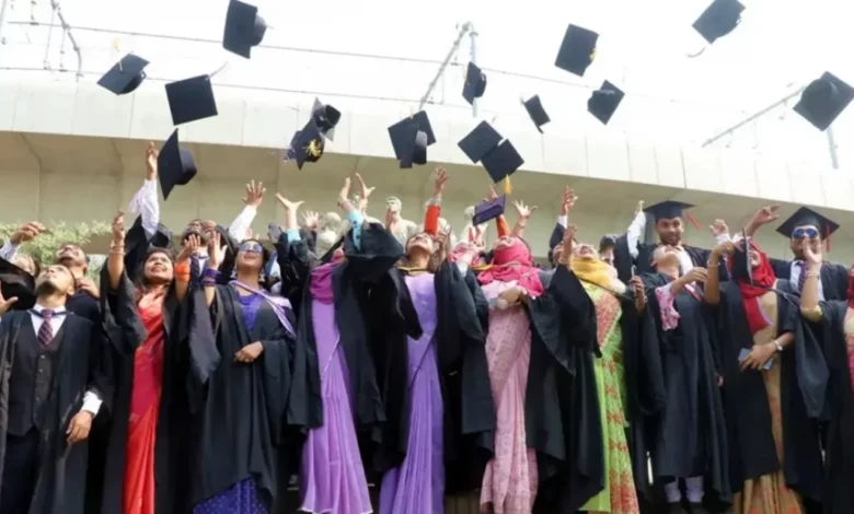 স্নাতক পর্যন্ত বিনামূল্যে মেয়েদের পড়াশোনা 1 543815ff8081fde111a8885d92ef3785 6a2a8c91843cd