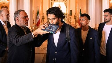 rans Football Team Kiss The holy Quran 6a26325f40ebf